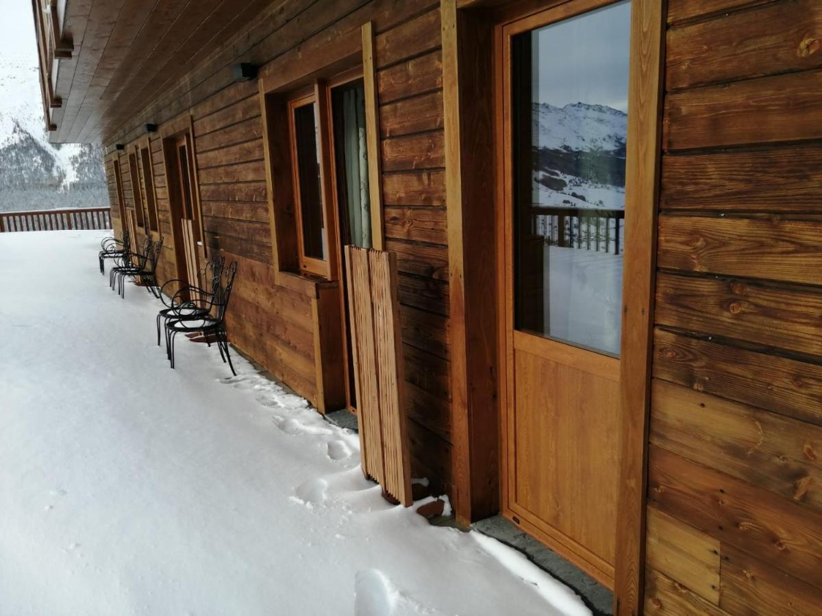Edelweiss Hotel Чамполук Екстериор снимка